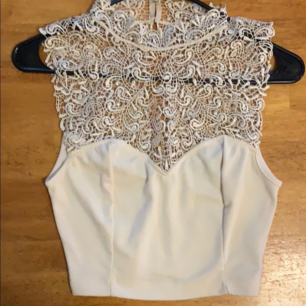 Crop top